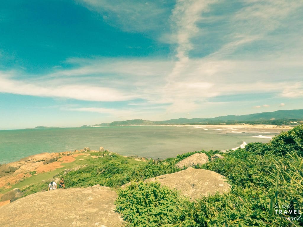 Mirante na Trilha da Guarda do Embaú